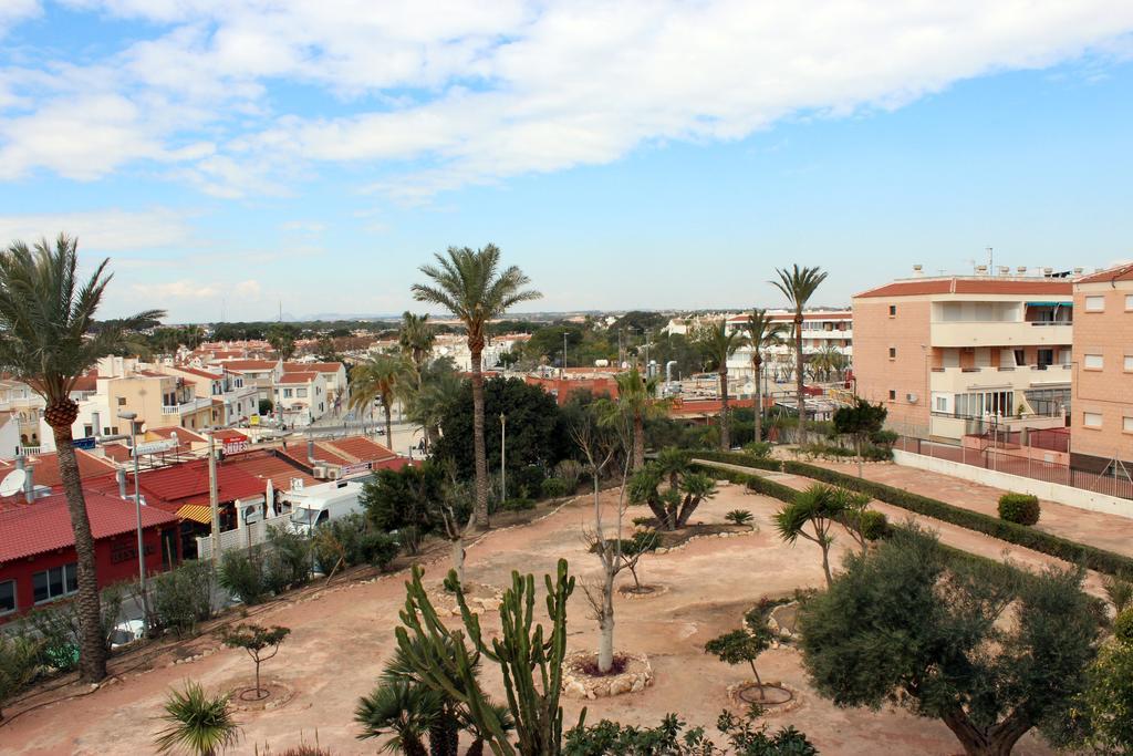 Apartamento Quesada Pilar de la Horadada Eksteriør billede